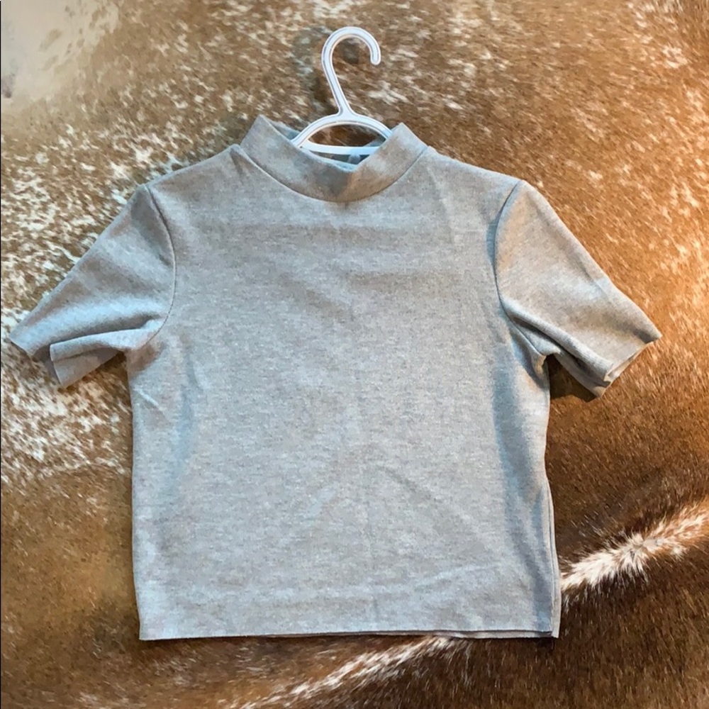 Zara high neck gray short sleeve shirt